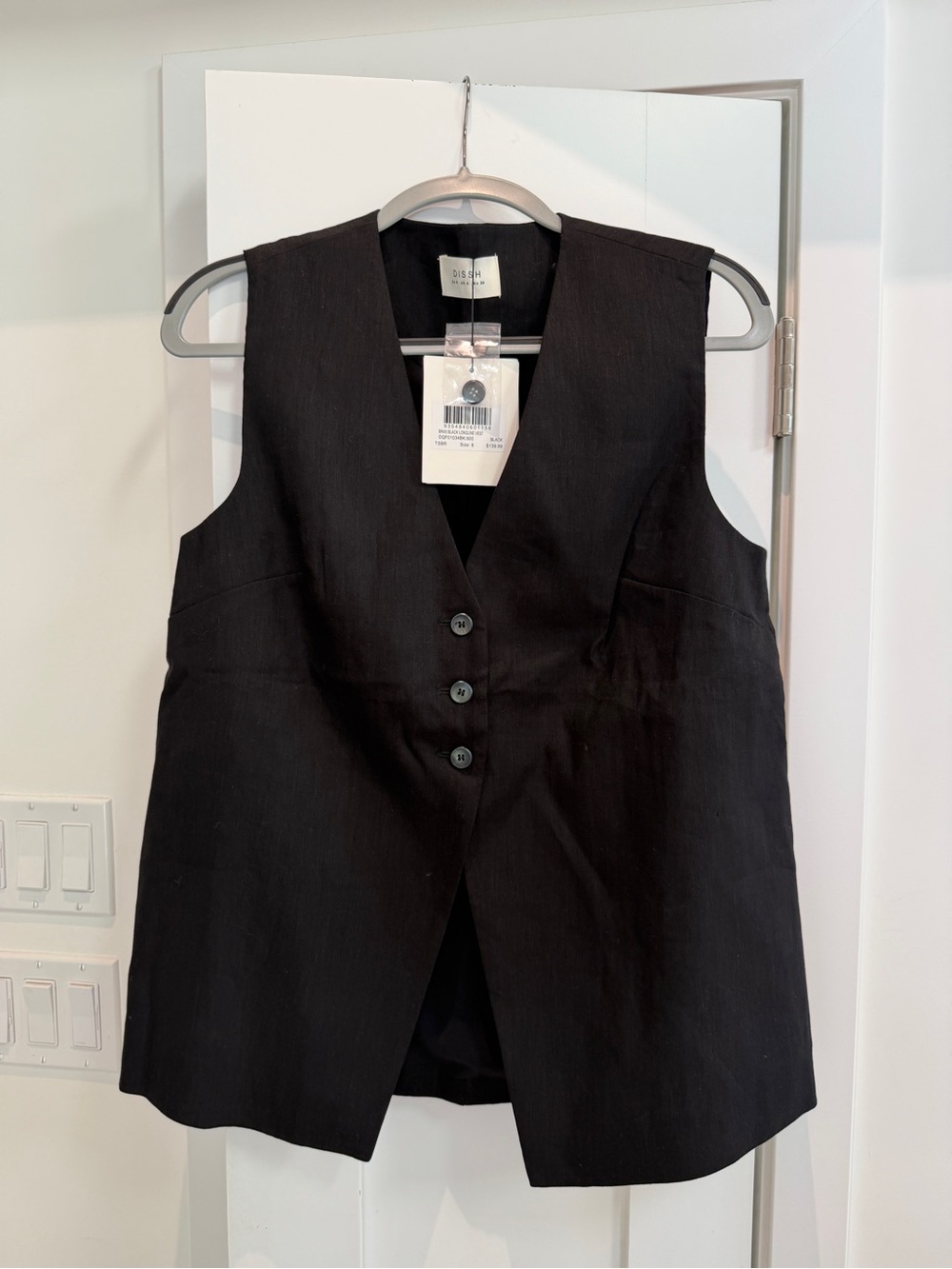 DISSH Black Sleeveless Button Front Vest